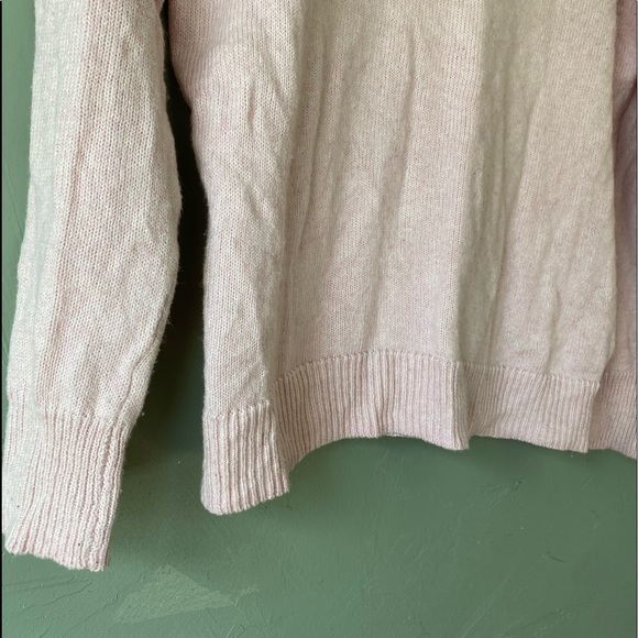 Light Pink, scoop neck sweater, Old Navy, size Large - Picture 5 of 8